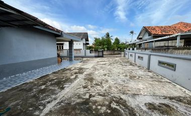 DIJUAL RUMAH SIAP HUNI JALAN MAYOR ZEN PUSRI PALEMBANG