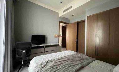 Disewakan 2 Bedroom Apartemen Botanica Simprug – Premium Modern Classic Living  Hunian Eksklusif Memadukan Modern Classic Elegant, Menawarkan Kenyamanan, Luas, dan Kemewahan di Kawasan Elit, Ideal untuk ekspatriat, profesional, dan keluarga, Jakarta Selatan