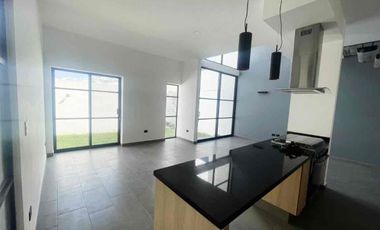 Casa en Venta cerca Omada