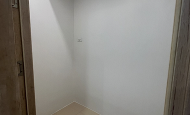 Live in Style - Brand New Unit in CALLISTO