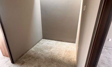 RENTA DE CASA EN ZONA SUR SALIDA EJE METROPOLITANO