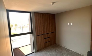 RENTA DE CASA EN ZONA SUR SALIDA EJE METROPOLITANO