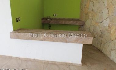 Departamento en planta baja con 1 recámara y amenidades. RENTA - El Mirador Querétaro