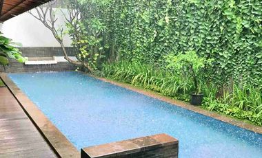 Sewa Rumah Modern 2 Lantai di Permata Hijau 4+1 BR Unfurnished