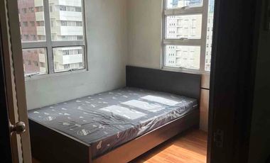 1 Bedroom with parking in One Archers Place near DLSU