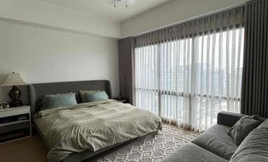 Icon Plaza - For Rent and For Sale 2 bedrooms