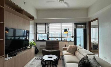 Icon Plaza - For Rent and For Sale 2 bedrooms