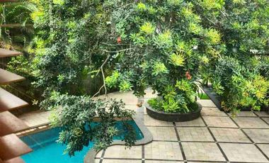Tropical House with Big Pool & Garden Cipete Selatan
