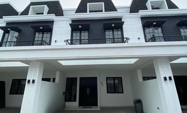 Rumah Murah Mewah Dijual Brand New Townhouse Di Pancoran Barat Dekat MRT