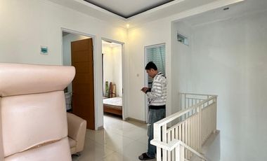 Dijual Rumah 2 Lantai Semi Furnished di Batununggal Indah Kota Bandung