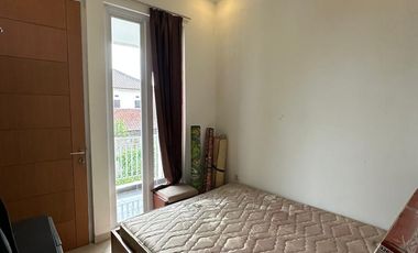 Dijual Rumah 2 Lantai Semi Furnished di Batununggal Indah Kota Bandung