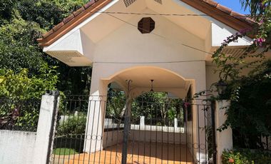 House for sale in El Pueblo Genovivo, Candau-ay, Dumaguete, Negros Oriental