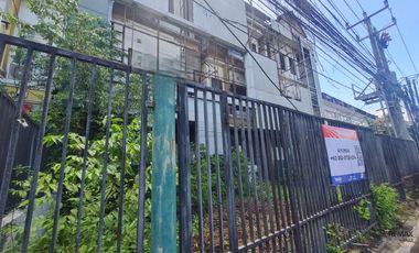 Bangunan Ruko 3 Lantai Dijual, di Bypass Sanur Denpasar Area