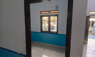 RUMAH 1 LANTAI NYAMAN AMAN DI KOMPLEK VILLA BINTARO INDAH TANGSEL