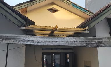 RUMAH 1 LANTAI NYAMAN AMAN DI KOMPLEK VILLA BINTARO INDAH TANGSEL