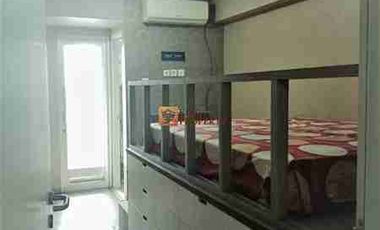 Disewakan Service Studio Full Furnish Good Item Minimalis Siap Huni Lokasi Green Bay Pluit Greenbay Coastview.
Tersedia AC, Springbed Queensize, TV Kabel (total 64 channel lokal dan internasional), Kitchen Set, Kulkas,Lemari Pakaian, Lantai full Vinil.
Harga Sewa Tahunan Terjangkau
View Kota Menarik, Letak Tower Dekat Mall Baywalk.