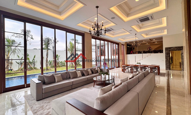 Brand New Luxury House Fully Furnished & Private Lift at Kemang Dalam, Jakarta Selatan