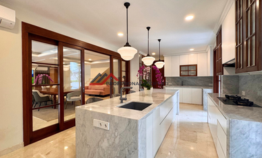 Brand New Luxury House Fully Furnished & Private Lift at Kemang Dalam, Jakarta Selatan