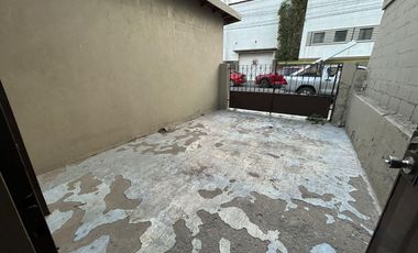 Renta a 4 min de Plaza Carrousel | Amplia casa de un nivel