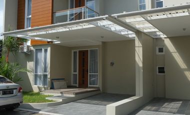 5 Menit Jogja City Mall, Rumah Minimalis Jogja, Suasana Asri