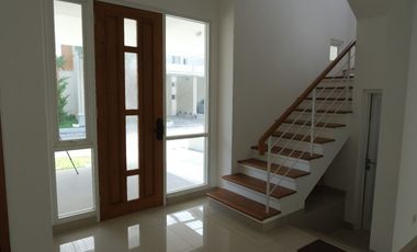 5 Menit Jogja City Mall, Rumah Minimalis Jogja, Suasana Asri