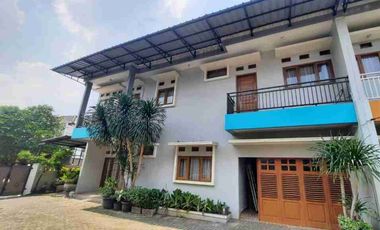 Rumah mewah dlm Townhouse Poltangan Pasar Minggu blkg Gedung Antam 115jt/thn