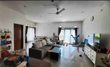 Rumah mewah dlm Townhouse Poltangan Pasar Minggu blkg Gedung Antam 115jt/thn