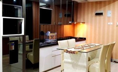 Disewakan Apartemen Central Park Residences 2BR Furnished Interior Lengkap Nyaman & Siap Huni, Lokasi Super Strategis Di Tanjung Duren Jakarta Barat