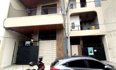 Dapat hampir 1 Miliar. Rumah kost dekat kampus Unair Surabaya