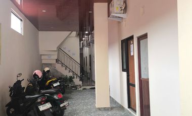 Dapat hampir 1 Miliar. Rumah kost dekat kampus Unair Surabaya