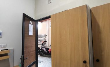 Dapat hampir 1 Miliar. Rumah kost dekat kampus Unair Surabaya