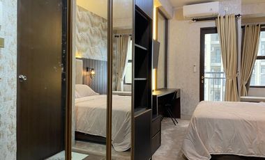 Apartemen Trans Park Cibubur Studio Full Furnished Semi Hotel Mewah Lantai 25