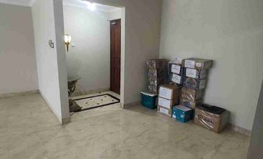 DIJUAL DAN DI SEWAKAN APARTEMENT (Unfurnhised) AMBASADOR KUNINGAN JAKARTA SELATAN
SHM
Tipe : 3 BR 
 2 KM + 1 Kamar Pembantu 
 1 Kamar Mandi+ Pembantu
Luas : 120 m2
Harga sewa Rp.120 jt/ th
HARGA Jual Rp.2.2 M