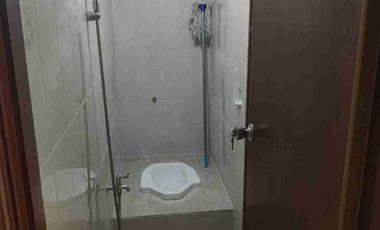 DIJUAL DAN DI SEWAKAN APARTEMENT (Unfurnhised) AMBASADOR KUNINGAN JAKARTA SELATAN
SHM
Tipe : 3 BR 
 2 KM + 1 Kamar Pembantu 
 1 Kamar Mandi+ Pembantu
Luas : 120 m2
Harga sewa Rp.120 jt/ th
HARGA Jual Rp.2.2 M