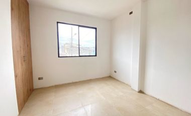 Casa en  Ciudadela Las Orquídeas certa a la escuela Nuevo continente