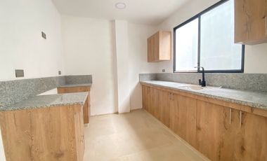 Casa en  Ciudadela Las Orquídeas certa a la escuela Nuevo continente