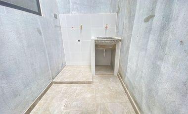 Casa en  Ciudadela Las Orquídeas certa a la escuela Nuevo continente