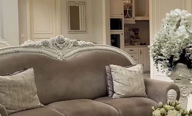 Rumah Mewah Pondok Indah Taman Bukit Hijau LT 650 M2 LB 900 M2 Lokasi Premium Depan Taman Jalan Lebar Bagus