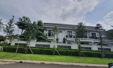 Rumah Mewah Pondok Indah Taman Bukit Hijau LT 650 M2 LB 900 M2 Lokasi Premium Depan Taman Jalan Lebar Bagus