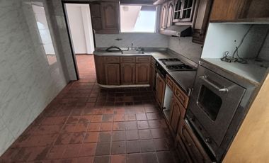 SE ARRIENDA CASA COMERCIAL EN CABECERA