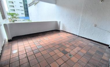 SE ARRIENDA CASA COMERCIAL EN CABECERA