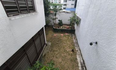 SE ARRIENDA CASA COMERCIAL EN CABECERA