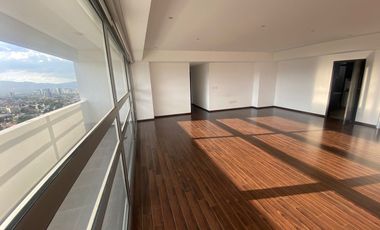 Renta Departamento PH Sendero Santa Fe 3Rrec 4.5B 3Est Terraza 13m2 Vistas Iluminacion