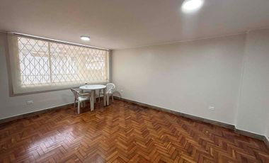 Renta Departamento de tres dormitorios al Norte de Quito, sector la Kenedy