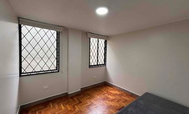 Renta Departamento de tres dormitorios al Norte de Quito, sector la Kenedy