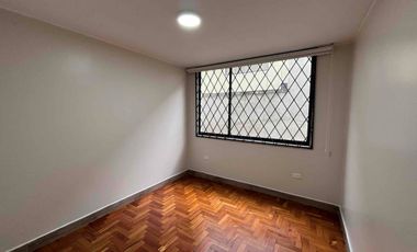 Renta Departamento de tres dormitorios al Norte de Quito, sector la Kenedy