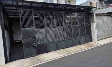 Cari Rumah buat Home industri.?? lokasi Jl Halteu Selatan , sudirman