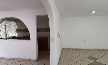 Casa en Venta iztacalco, CDMX –5 recamaras, 3 baños.