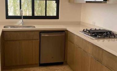 CASA EN RENTA — RIVIERI