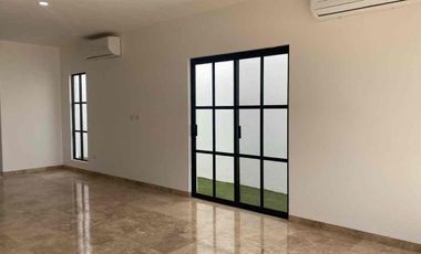 CASA EN RENTA — RIVIERI